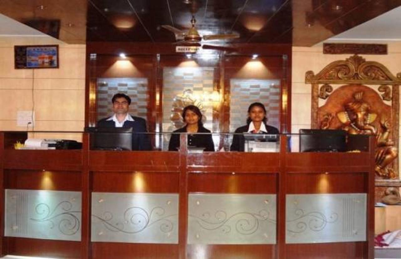 Hotel Vinayak Palace Bilaspur  Luaran gambar