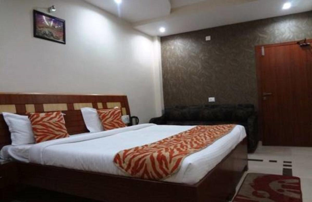 Hotel Vinayak Palace Bilaspur  Luaran gambar