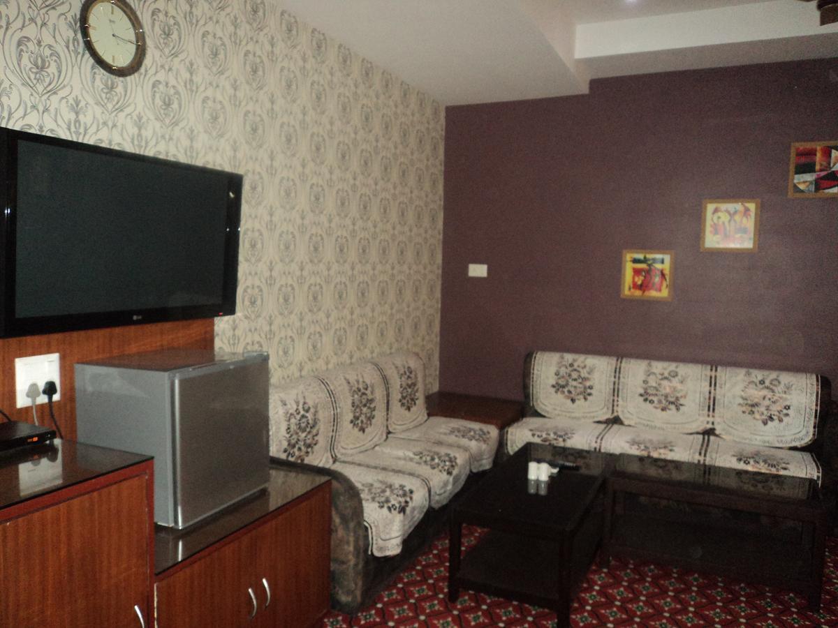 Hotel Vinayak Palace Bilaspur  Luaran gambar